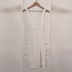 NWOT Showpo Size 0 (Fits Like 00) White Midi Dress With Front Slit Hem